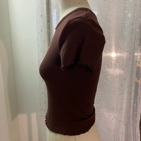 Cute brown crop top - Picture 2 of 5